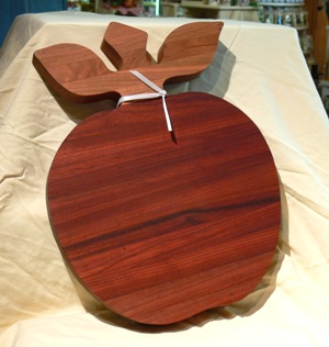 apple_cutting_board